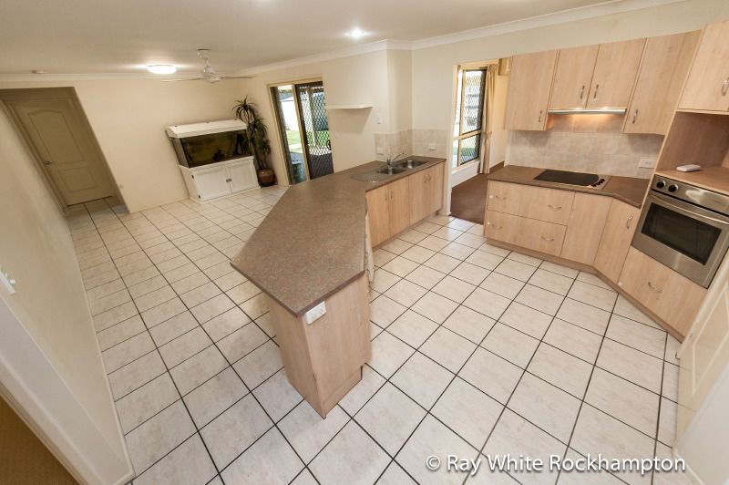 12 Brookside Avenue, NORMAN GARDENS, QLD 4701