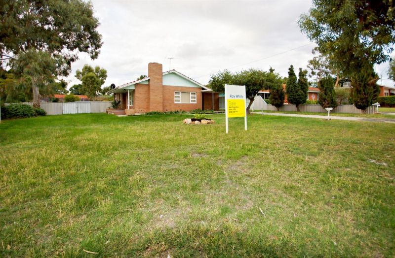 33 Markham Way, BALGA, WA 6061