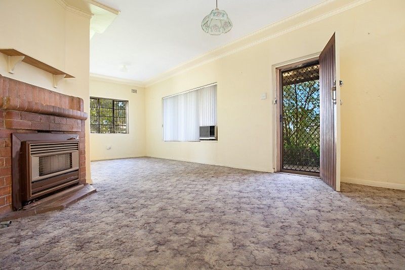 13 Tenambit Street, EAST MAITLAND, NSW 2323