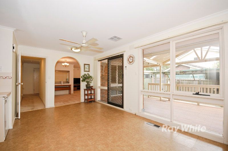 41 Mowbray Drive, WANTIRNA SOUTH, VIC 3152