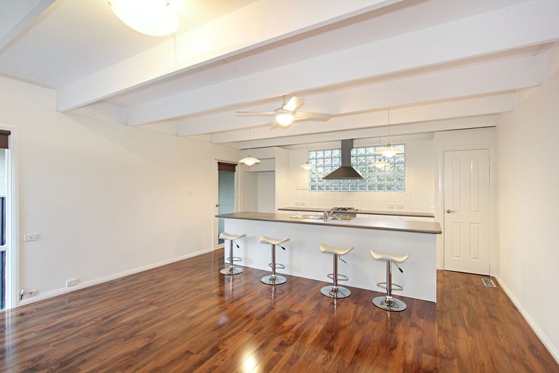 2/105 Golf Road, OAKLEIGH SOUTH, VIC 3167