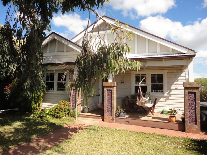 164 Crowley Street, TEMORA NSW 2666