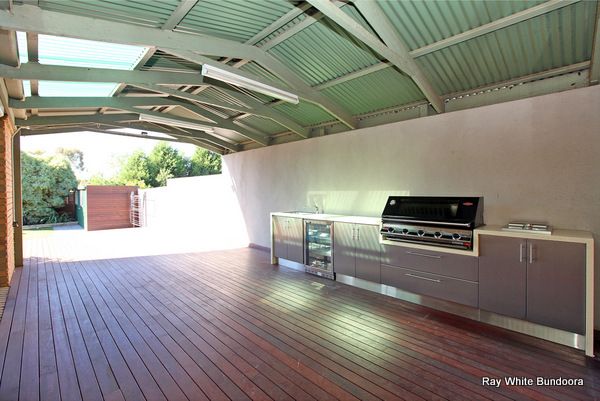 84 Manning Clark Road, MILL PARK, VIC 3082