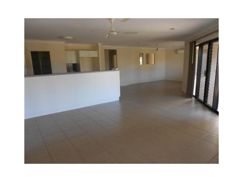 27 Angor Road, TRINITY PARK, QLD 4879