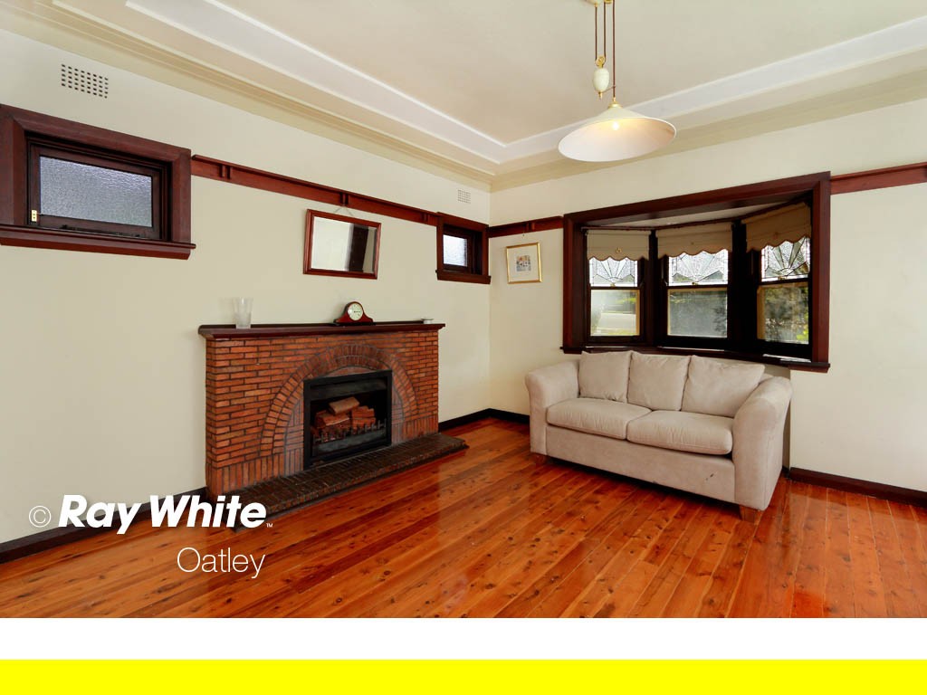 70 Railway Parade, PENSHURST, NSW 2222