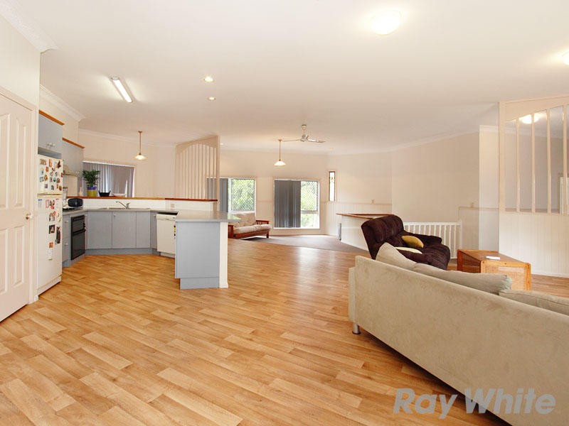 4 Zeppo Place, MCDOWALL, QLD 4053