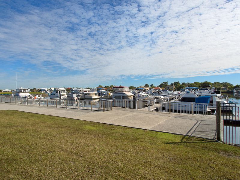 BANKSIA BEACH, QLD 4507