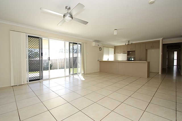 60 Eric Drive, BLACKSTONE, QLD 4304