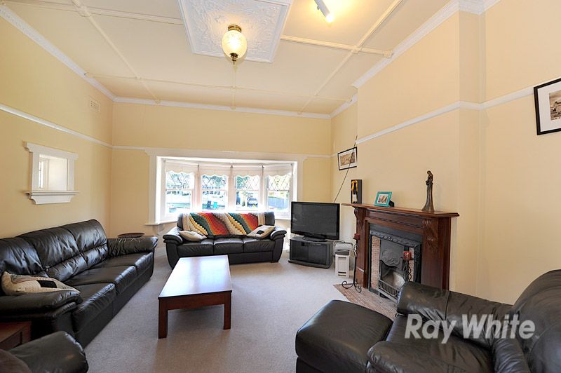 90 Athelstan Road, CAMBERWELL, VIC 3124