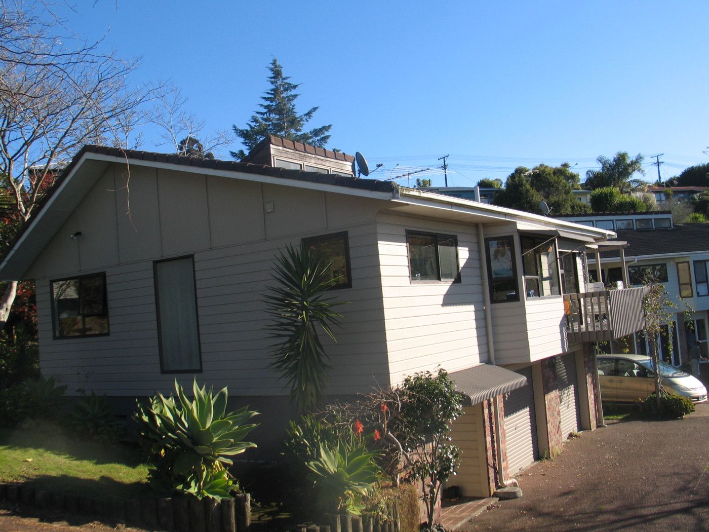 BROWNS BAY, North Shore City
