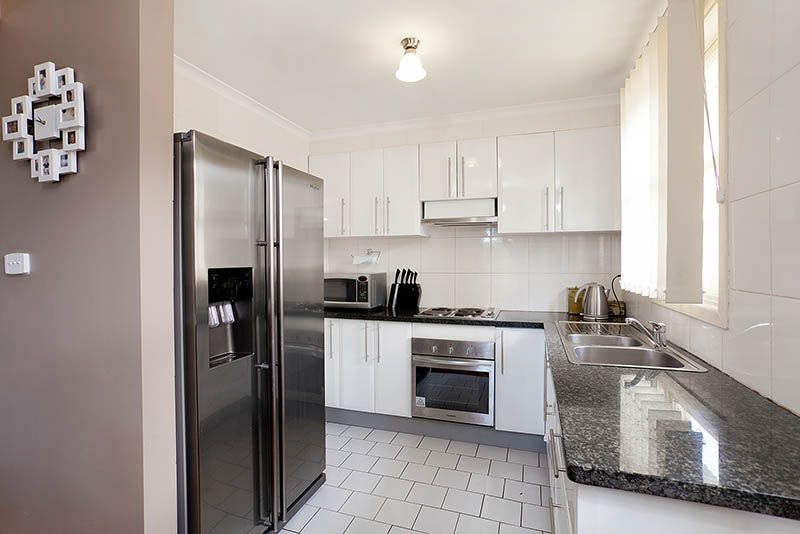 32 Freeman Parade, MOUNT WARRIGAL, NSW 2528