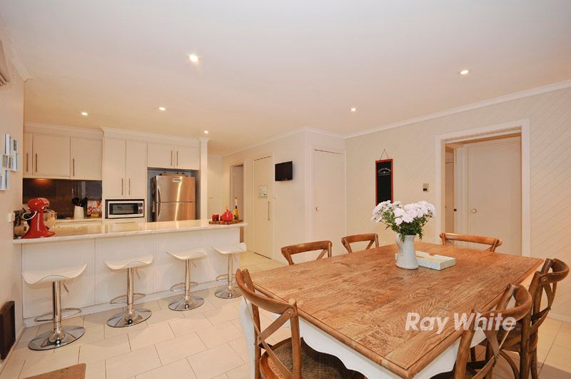 3 Blackfriars Close, WANTIRNA, VIC 3152