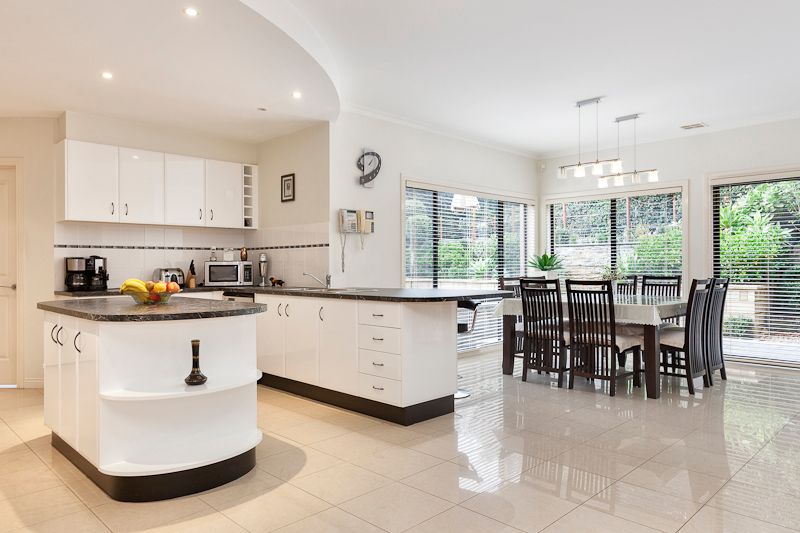 34 Perri Raso Rise, ROWVILLE, VIC 3178