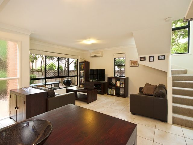 4/64 Browne Street, NEW FARM, QLD 4005