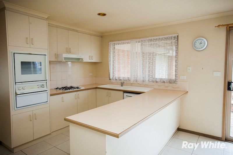 9 Nabilla Court, PAKENHAM, VIC 3810