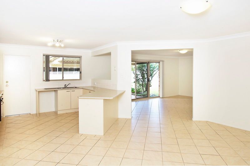 36 Robinia Way, WORRIGEE, NSW 2540