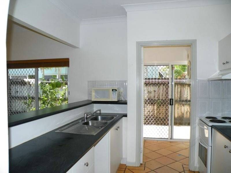 7 Garnet Street, SMITHFIELD, QLD 4878