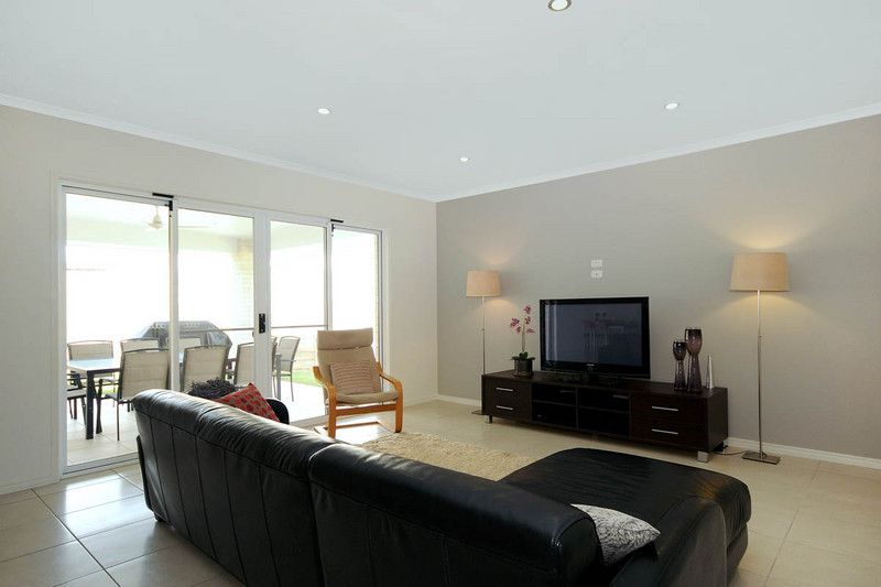 10 Skye Court, PRINCE HENRY HEIGHTS, QLD 4350