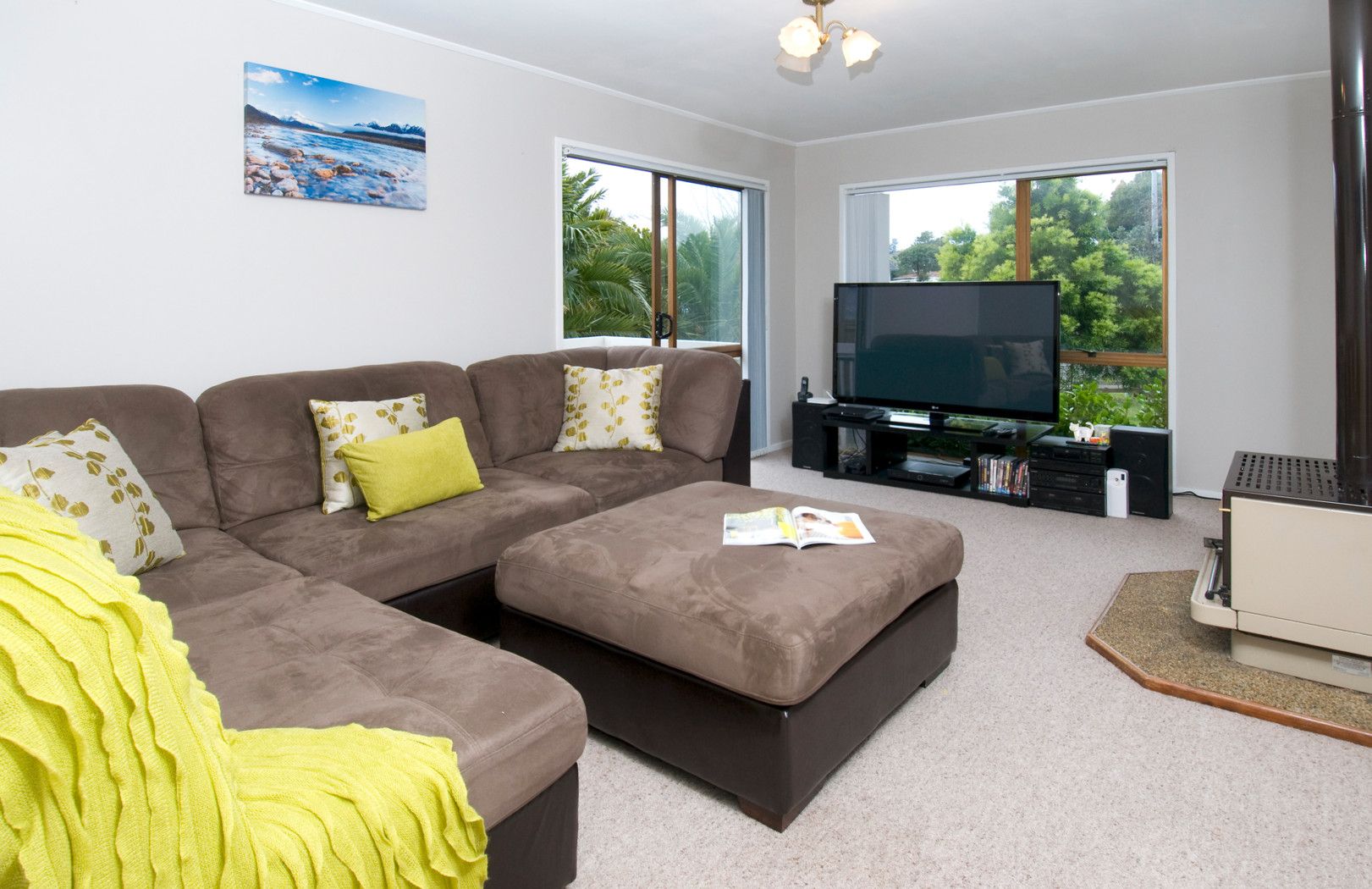 14 Lyren Place, HALF MOON BAY, Manukau City