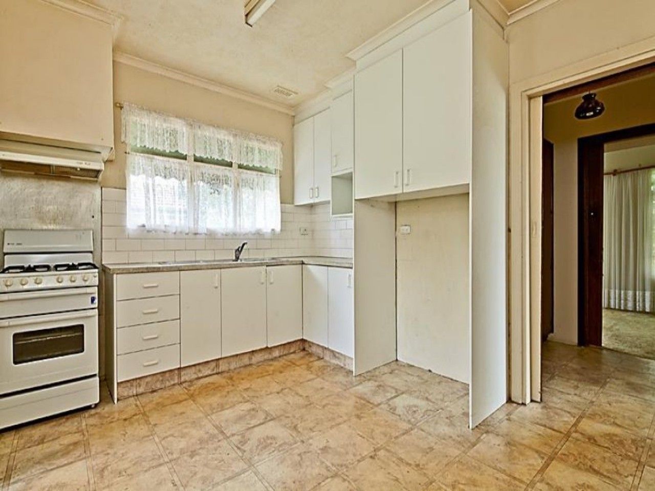 4 Railway Pde South, CHADSTONE, VIC 3148