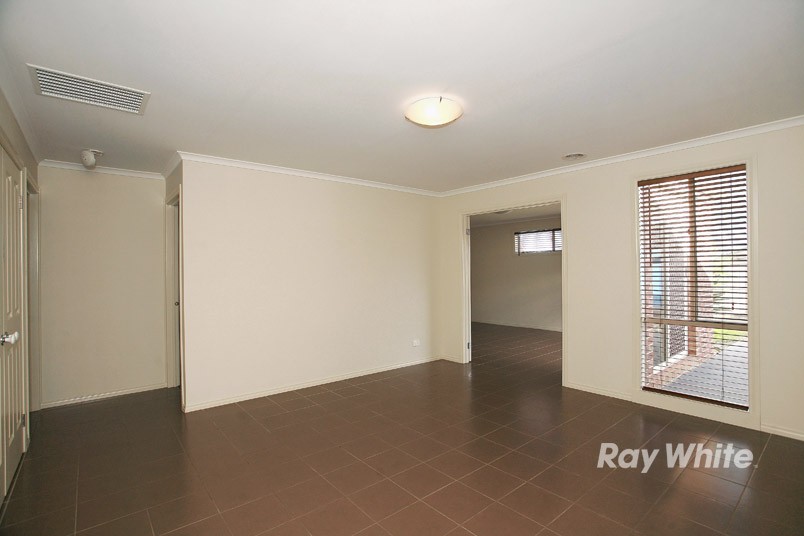 9 Carmody Court, CRANBOURNE, VIC 3977