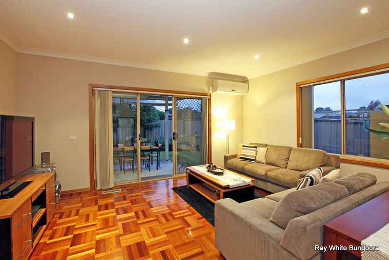1 Morang Drive, MILL PARK VIC 3082