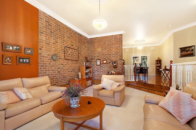 CHISHOLM, NSW 2322