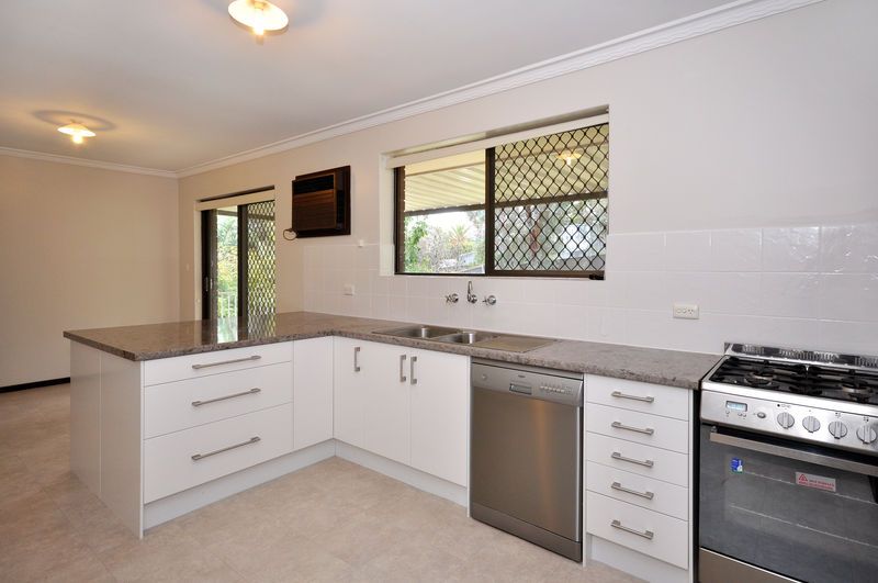29 Hui Hui Drive, HAPPY VALLEY, SA 5159