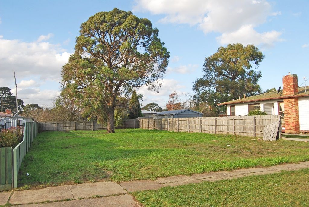 60 Wattle Avenue, WENDOUREE, VIC 3355