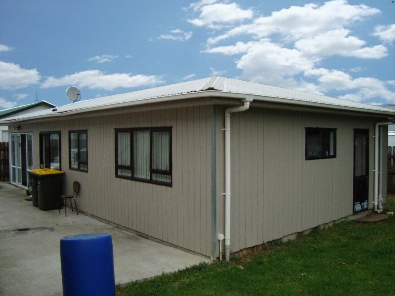 46 Barneys Farm Road, CLENDON PARK, Manukau City