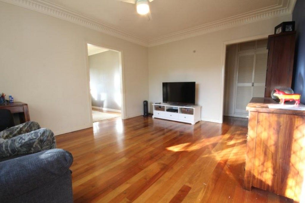 5 Turquoise Street, HOLLAND PARK, QLD 4121