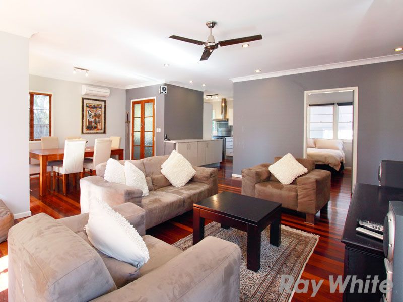 5 Benyon Street, WAVELL HEIGHTS, QLD 4012
