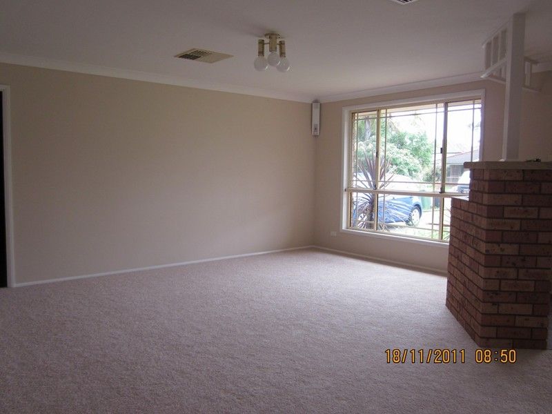 1 Barrett Place, CRANEBROOK, NSW 2749