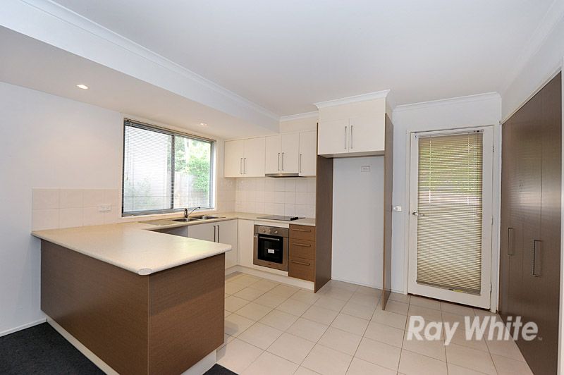 3/10 Alvina Street, FERNTREE GULLY, VIC 3156