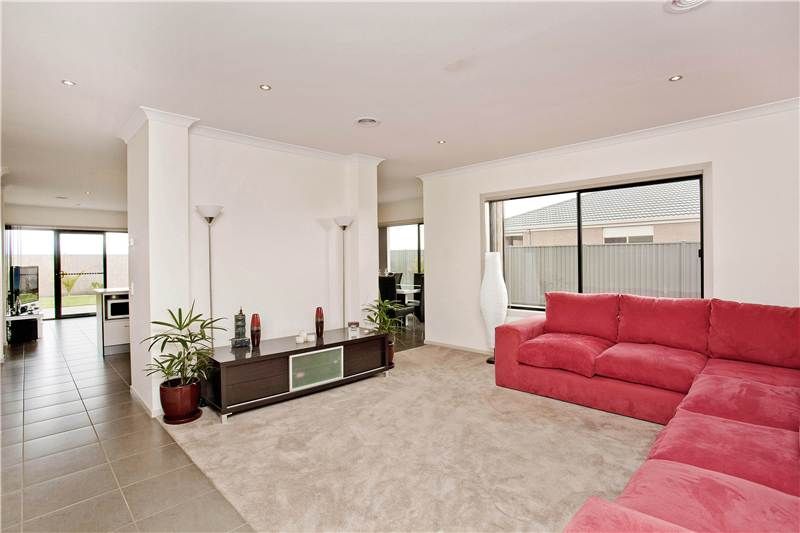 17 Melissa Drive, LARA, VIC 3212