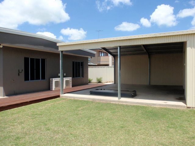 39 Newman Drive, EMERALD, QLD 4720