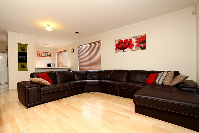 91 JOHN PAUL Drive, HILLSIDE, VIC 3037