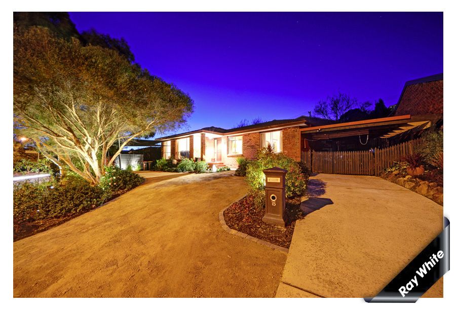 15 Outtrim Avenue, CALWELL ACT 2905
