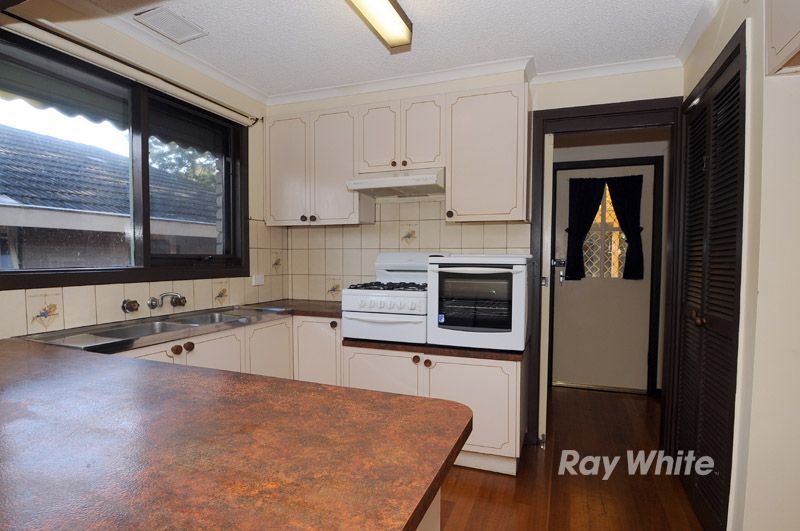 54 Chartwell Drive, WANTIRNA, VIC 3152