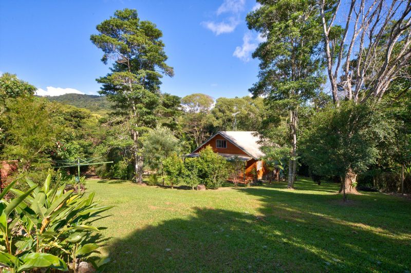 2 Williamson Drive, KURANDA, QLD 4881