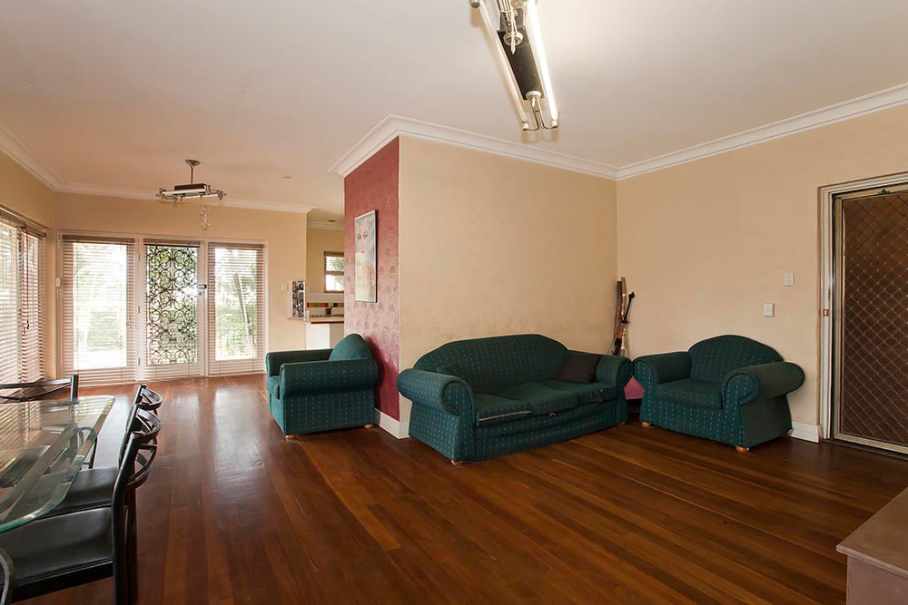 101 Anzac Avenue, Newtown, QLD 4350