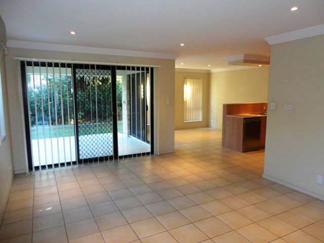 5 Scots Place, ROBINA, QLD 4226