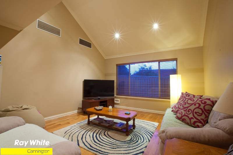 16  Klem Avenue, SALTER POINT, WA 6152