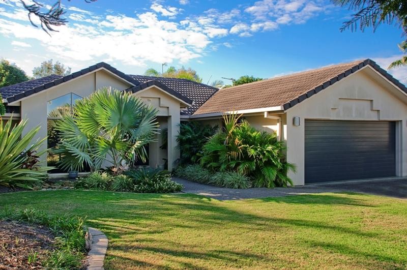 42 Arlene Park Terrace, HELENSVALE, QLD 4212