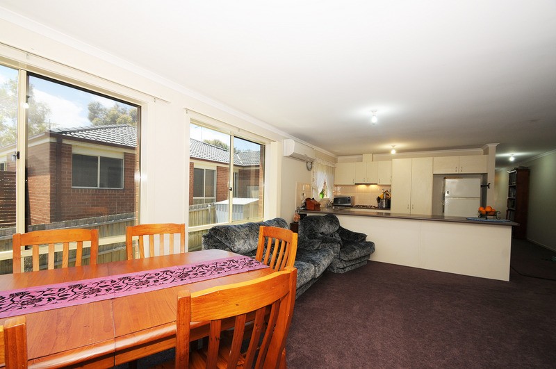 2/2 Edward Street, LANGWARRIN, VIC 3910