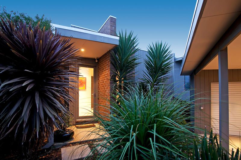 3 Dione Mews, WANDANA HEIGHTS VIC 3216