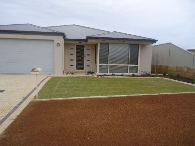 94 Barrett Drive, WANDINA, WA 6530