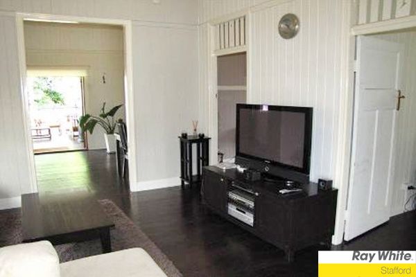 42 Stafford Road, GORDON PARK, QLD 4031