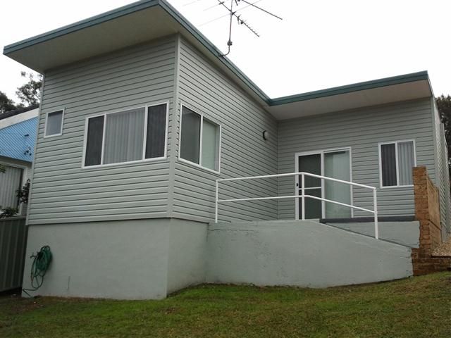 SUNSHINE, NSW 2264