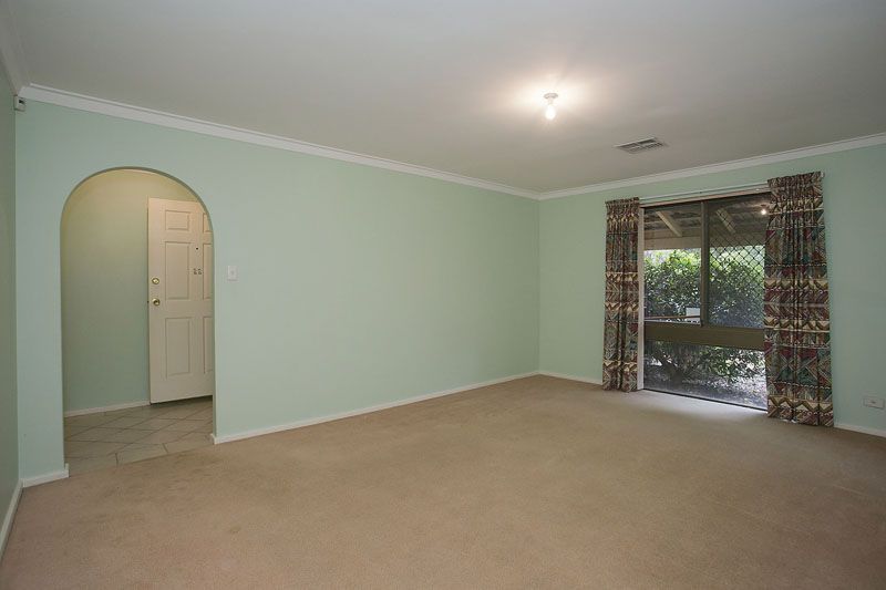 22 Hibiscus Drive, FORRESTFIELD, WA 6058